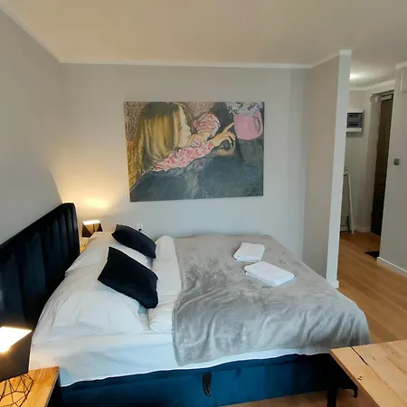 Hugo Vip * Krakow