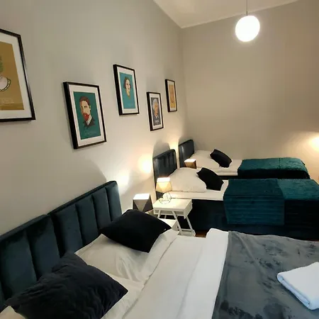 Hugo Vip Apartment *