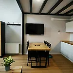 Hugo Vip Daire Krakow